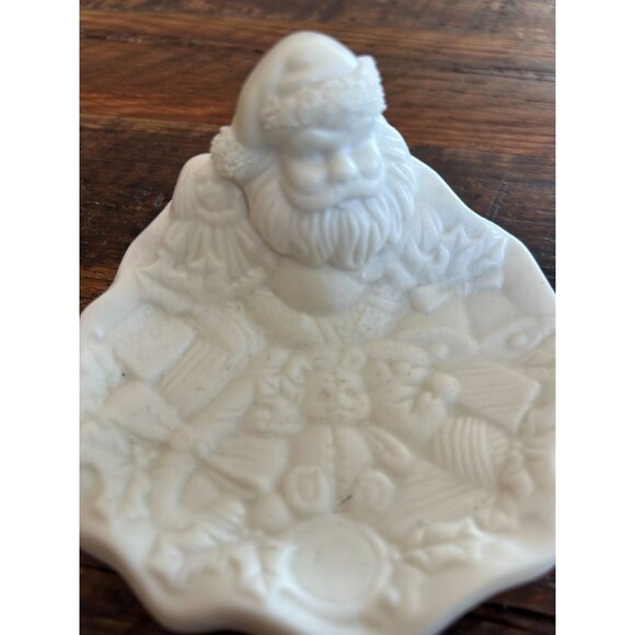 World Bazaar Santa & Snowman White Ceramic Candy/Soap Dish Set - Picture 6 of 14